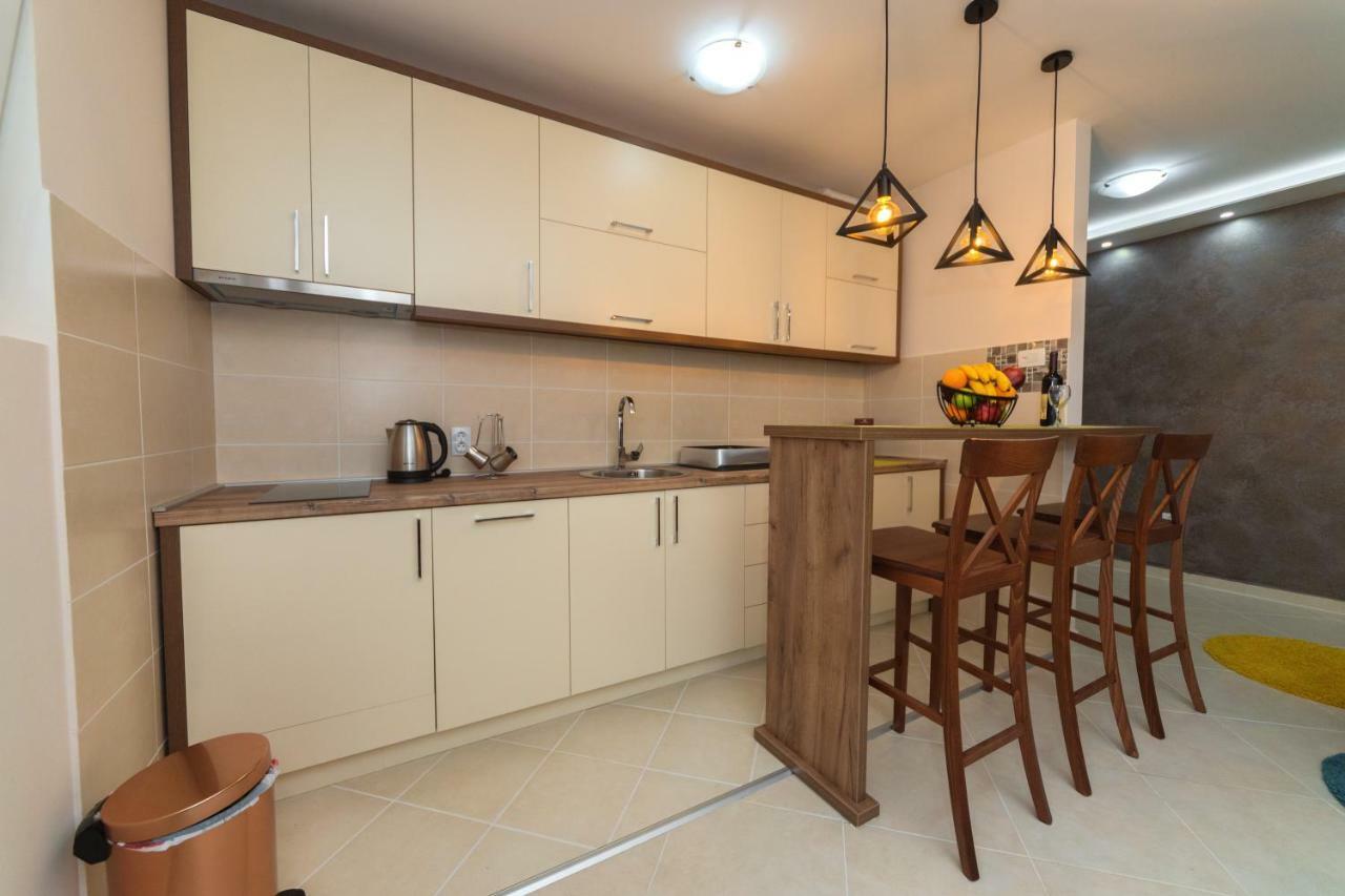 Apartmani Tref Petrovac Zewnętrze zdjęcie
