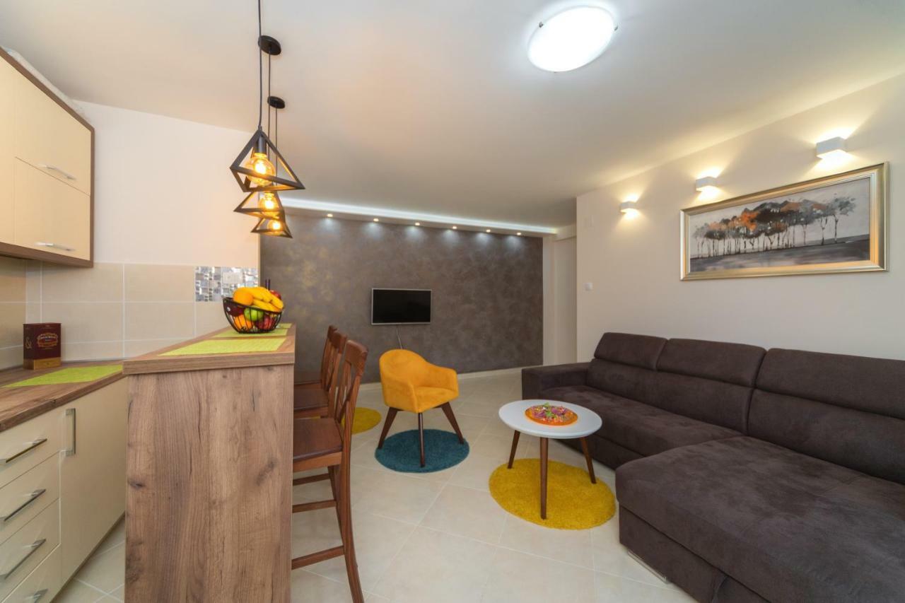 Apartmani Tref Petrovac Zewnętrze zdjęcie