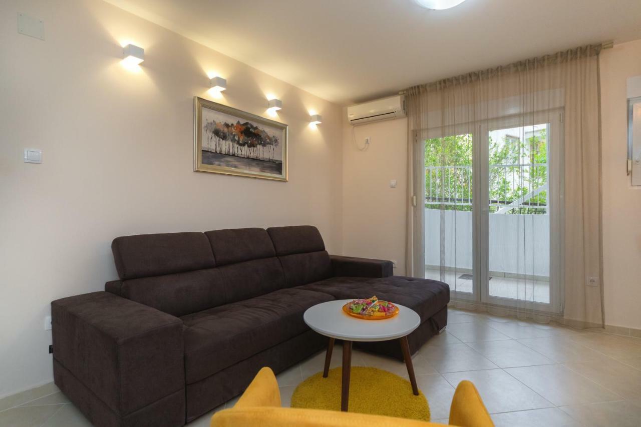 Apartmani Tref Petrovac Zewnętrze zdjęcie