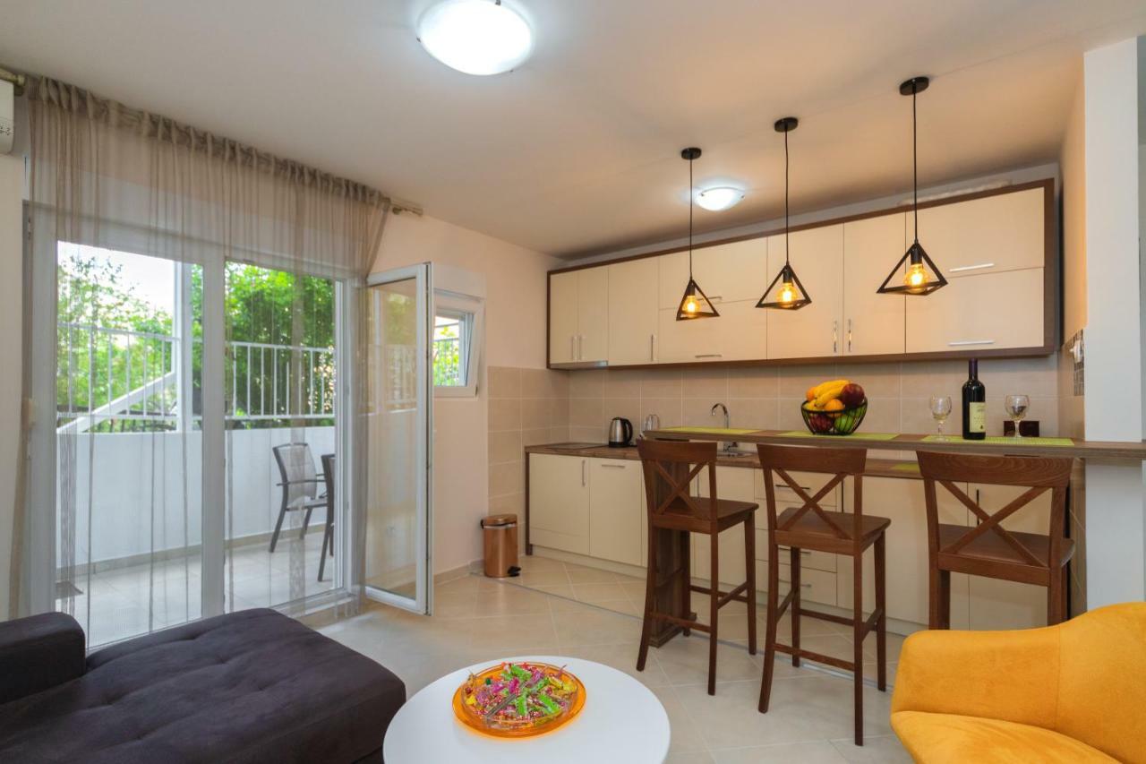 Apartmani Tref Petrovac Zewnętrze zdjęcie